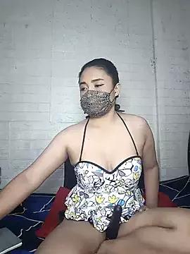 _Shimmerlyn_ on StripChat