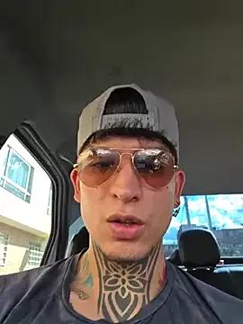 _Tomy08calderon on StripChat