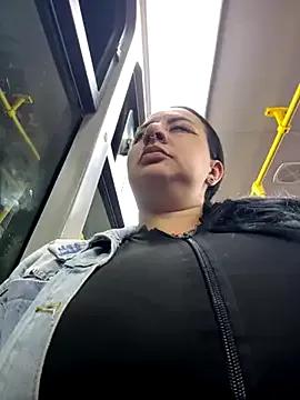 Abril_Luv on StripChat