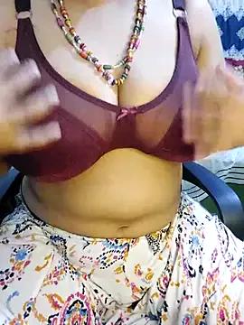 Adiba_2 on StripChat