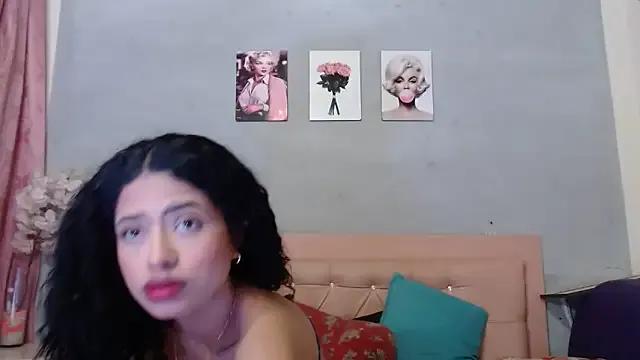 Adut_Akech on StripChat