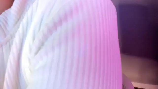 akura011 — MILK IN THE FACE