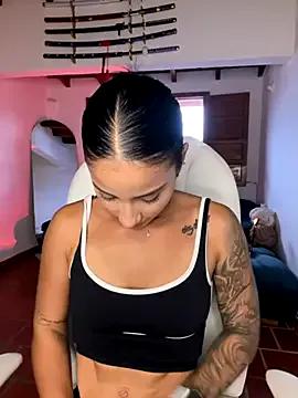 Ale_Lewis on StripChat