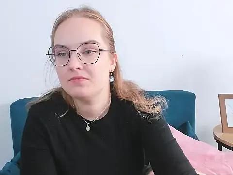 AliceCrazy69 on StripChat