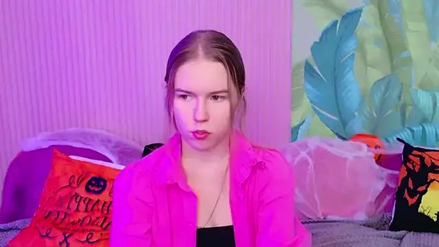 Alida_Brice on StripChat