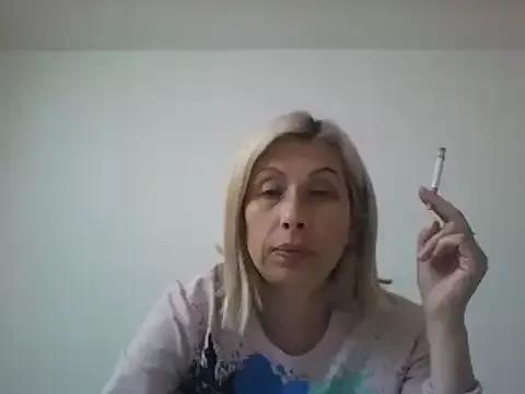 alixia81 on StripChat