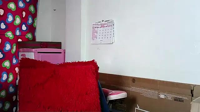 alixia81 on StripChat