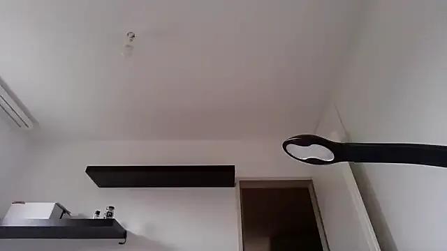 alpha-hunk on StripChat