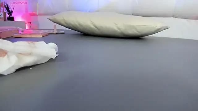 Ambeer_fox_ on StripChat