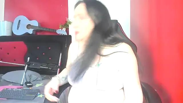 Andrefoxx_ on StripChat