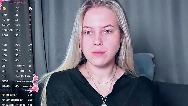 AngelAnty on StripChat