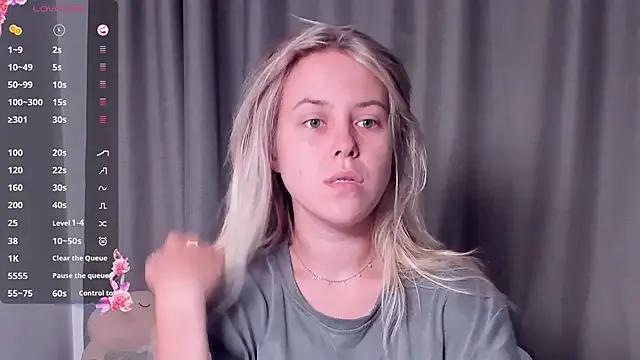 AngelAnty on StripChat