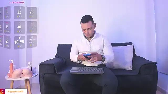 Angelgarcia_ on StripChat