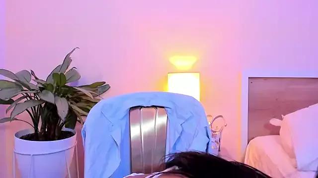 Antonella_Barone on StripChat