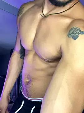 ARON_TAYLER01 on StripChat