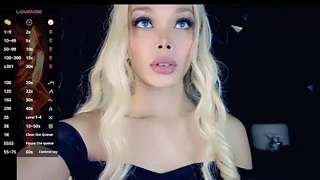 Athena_desire on StripChat