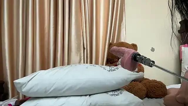 AudreySpanksFuck- on StripChat