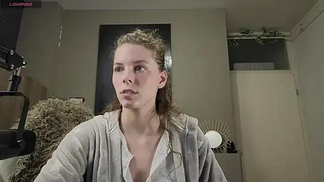 AyreenMoore — SPANK ASS