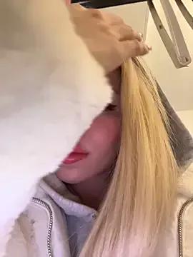 babydolll on StripChat