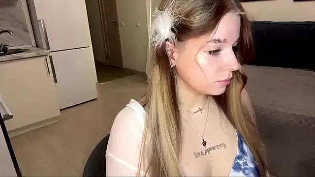 Babymoney_2007 on StripChat