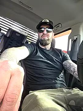 Beardedtattood on StripChat