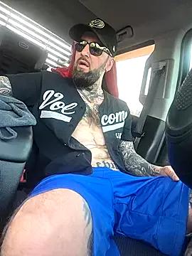 Beardedtattood — Hard and horny as fuck 