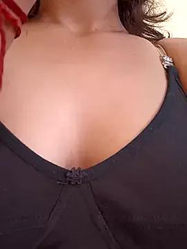 Beautiful_Eye on StripChat