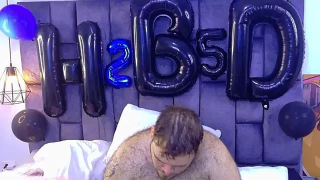 big_bearr on StripChat