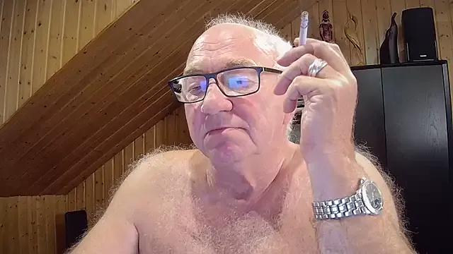 biggandybig on StripChat