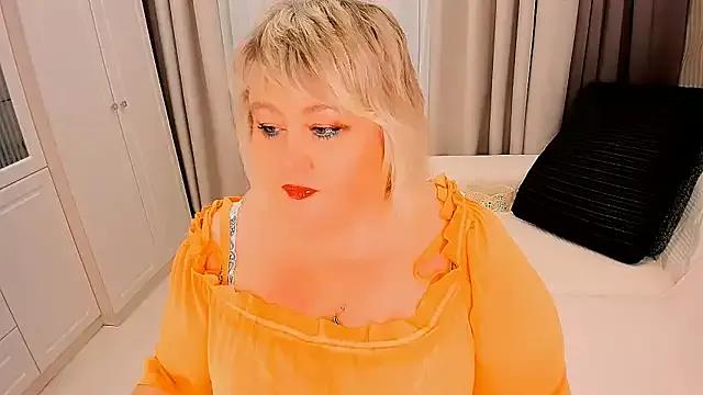 BIGTITSBBW on StripChat