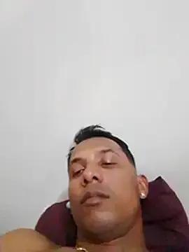 blackhot30 on StripChat