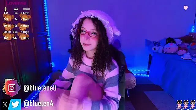 bluelen on StripChat