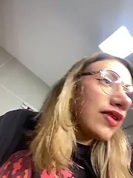 Branquinha_12 on StripChat