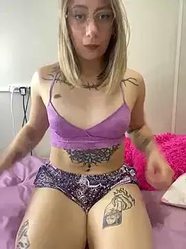 Branquinha_12 on StripChat