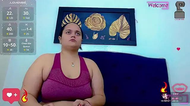 brunnette_hot on StripChat