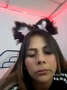 camila_rogue on StripChat