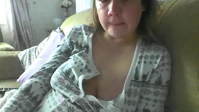 CamilaCherryX on StripChat