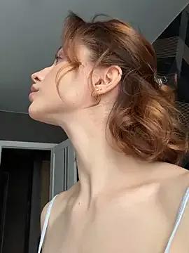 Camilla_Railian on StripChat