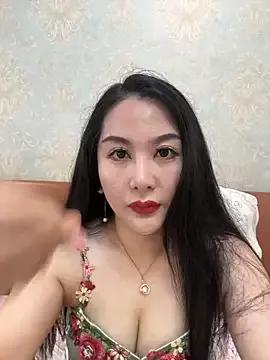 Candice888 on StripChat