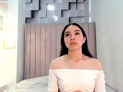 CandySays on StripChat