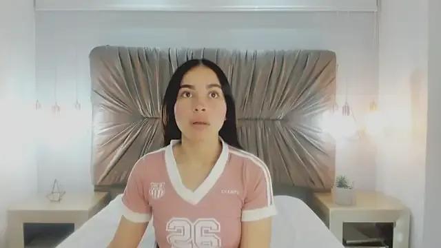 CandySays on StripChat