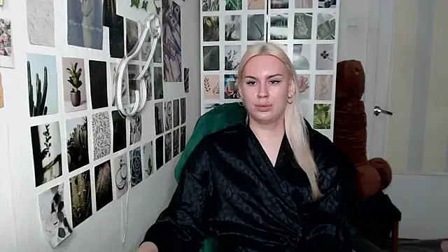 CapriScorpion on StripChat