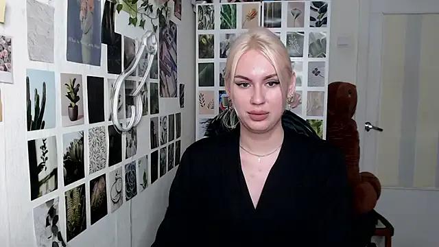 CapriScorpion on StripChat