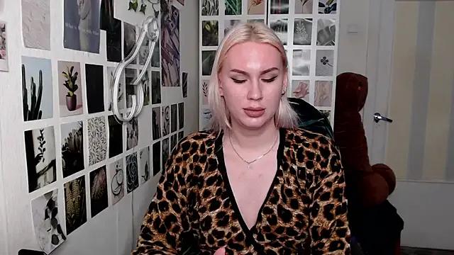 CapriScorpion on StripChat