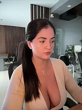 Carolina_Novoa on StripChat