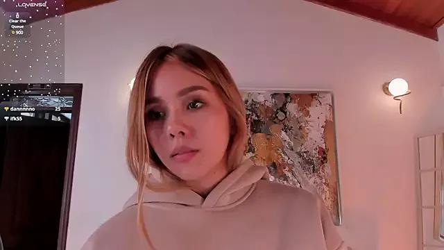 CarolineGraceX on StripChat