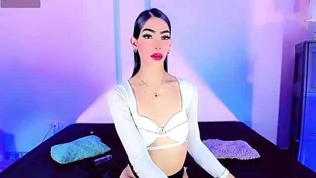 Cassi-Hot-TS — how spectacular and beautiful you l 