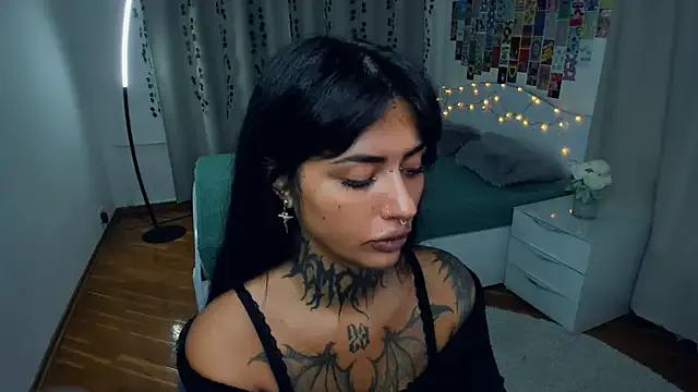 CharimgSabrina on StripChat