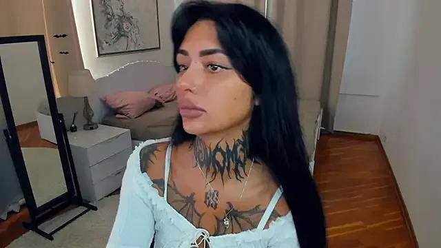 CharimgSabrina on StripChat