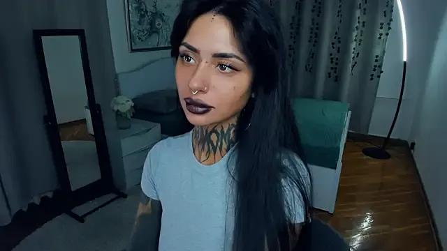 CharimgSabrina on StripChat